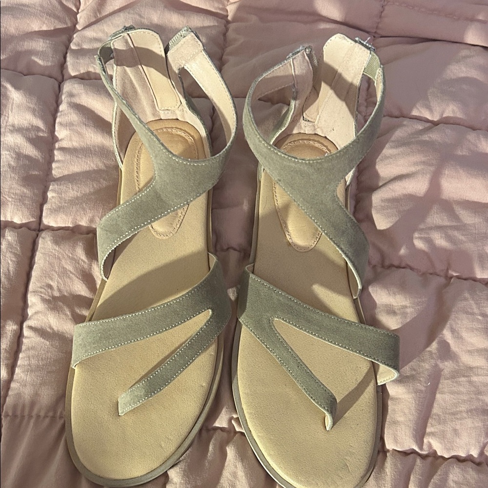 Bohme sz 8 Women's Tan Sandals